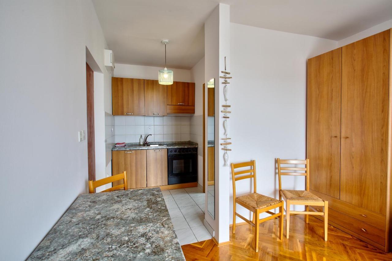 Anmarie Apartments Crikvenica Exterior photo