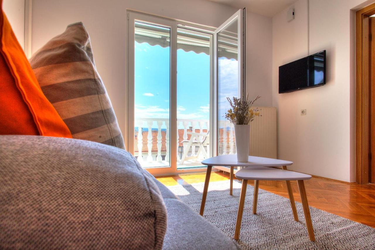 Anmarie Apartments Crikvenica Exterior photo