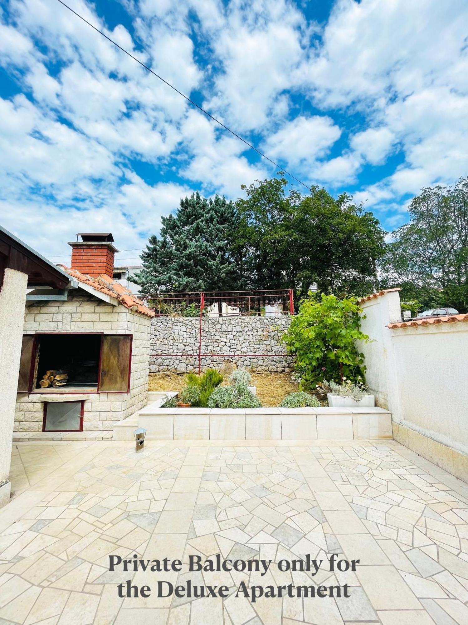 Anmarie Apartments Crikvenica Exterior photo