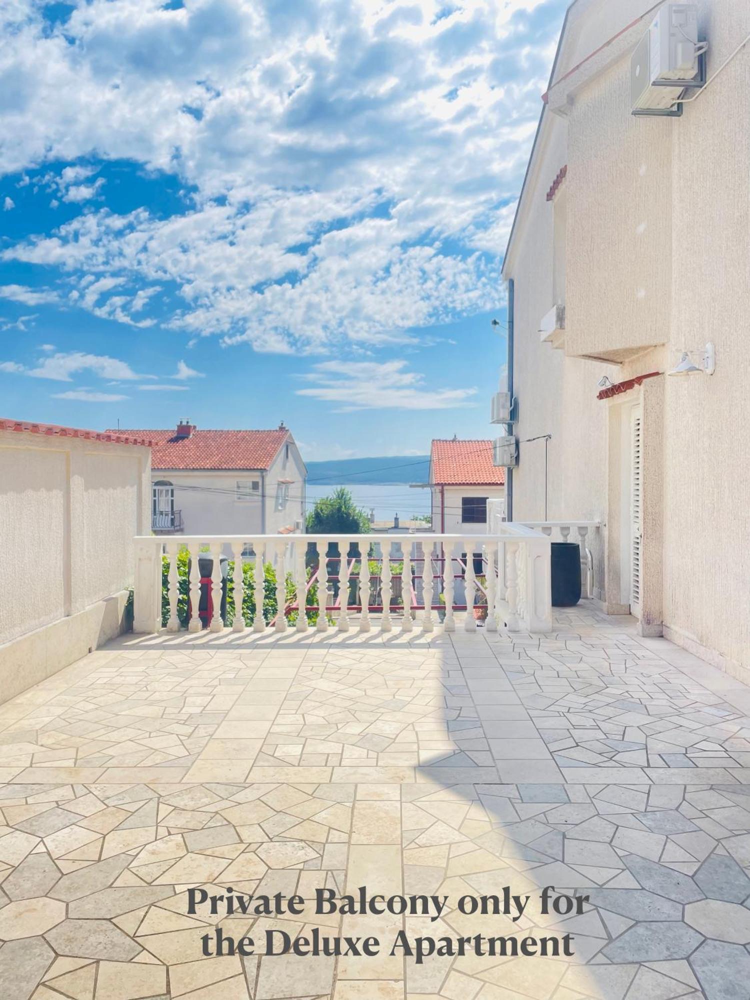 Anmarie Apartments Crikvenica Exterior photo